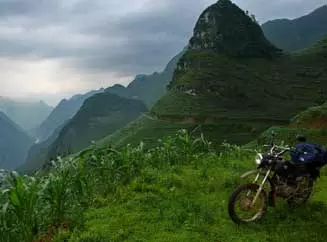 Tour en moto por norte Vietnam