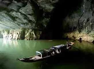 Cuevas Phong Tho